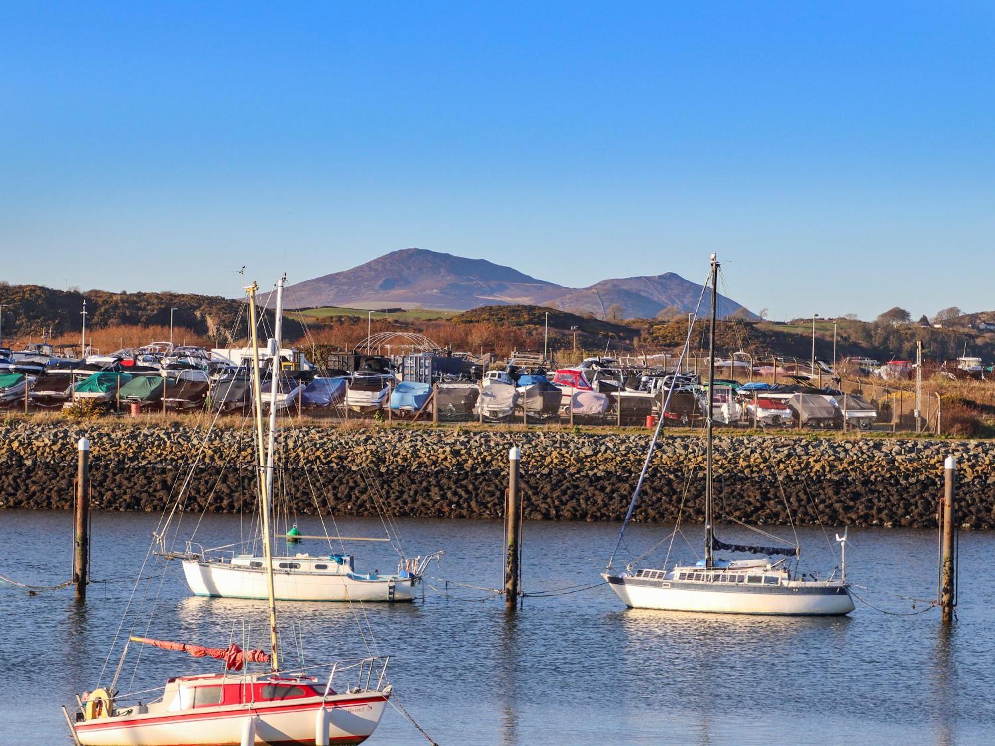 7 Min Y Traeth Villa Pwllheli Ngoại thất bức ảnh
