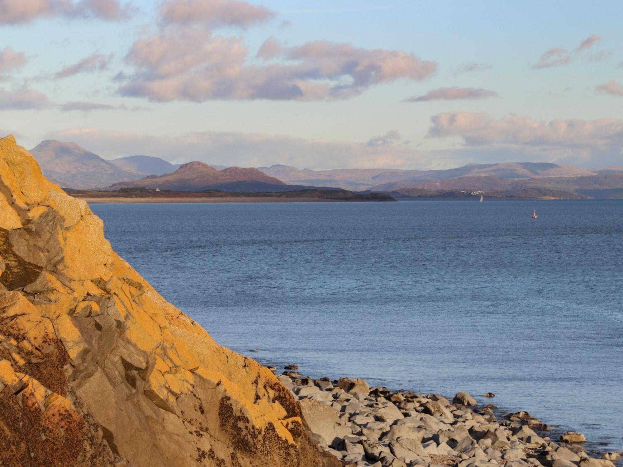 7 Min Y Traeth Villa Pwllheli Ngoại thất bức ảnh