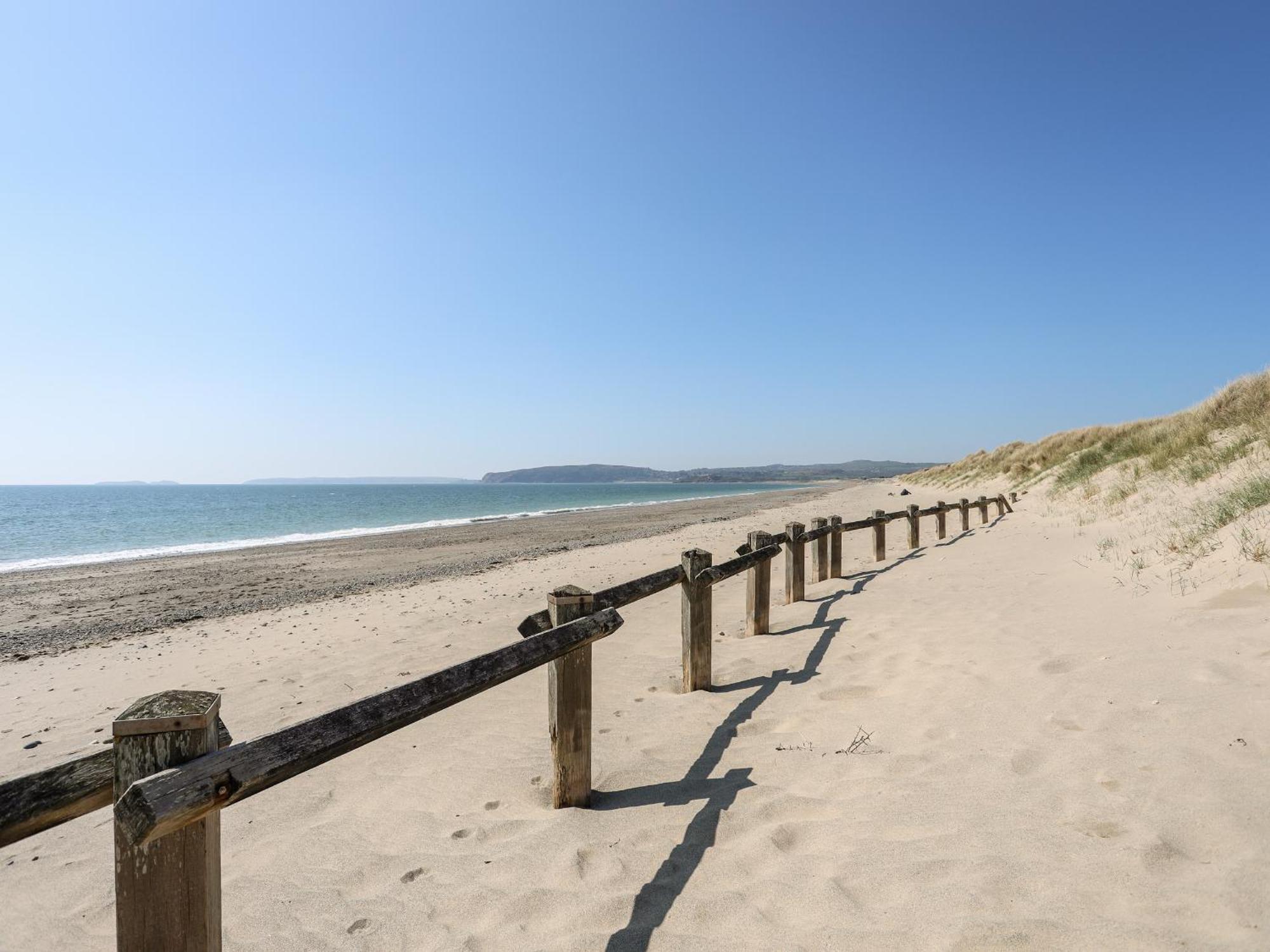 7 Min Y Traeth Villa Pwllheli Ngoại thất bức ảnh